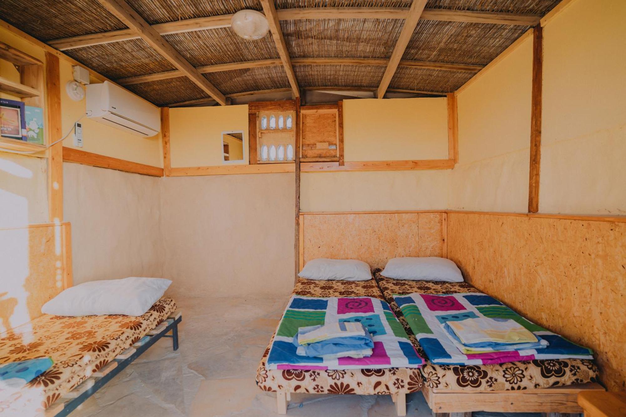Vila Desert Shade Camp חוות צל מדבר Micpe Ramon Exteriér fotografie